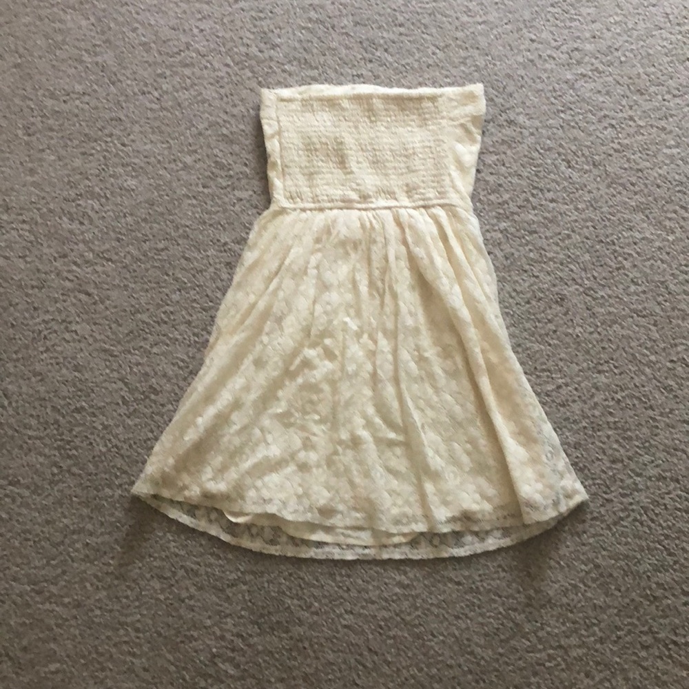 Dress - Picture 3 of 3